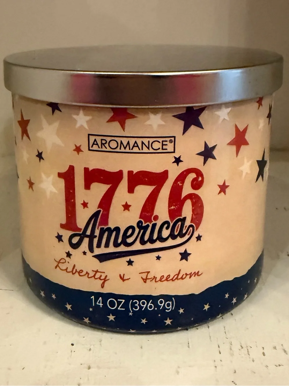 Aromance 1776 America Scented Candle - Patriotic Red, White & Blue
